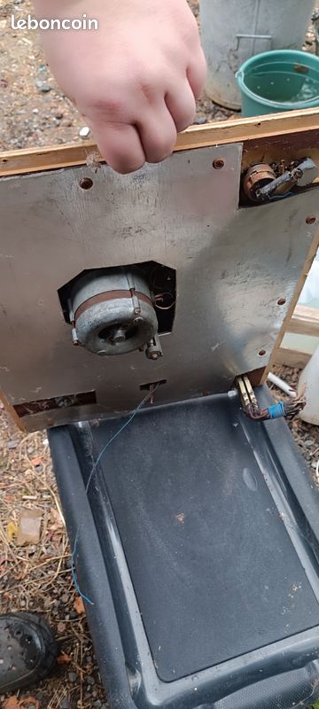 Ancien tourne disque de meuble tele tsf (image 2)