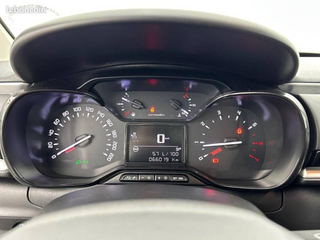 Citroën C3 PureTech 83 S&S BVM5 - Feel Pack (image 10)