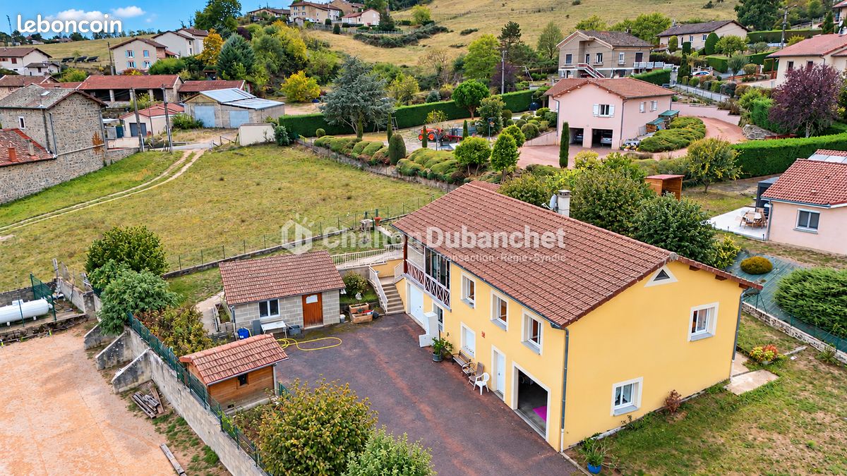 Maison 5 pièces 94 m² · à Cublize · 94 m² · 280 000 €