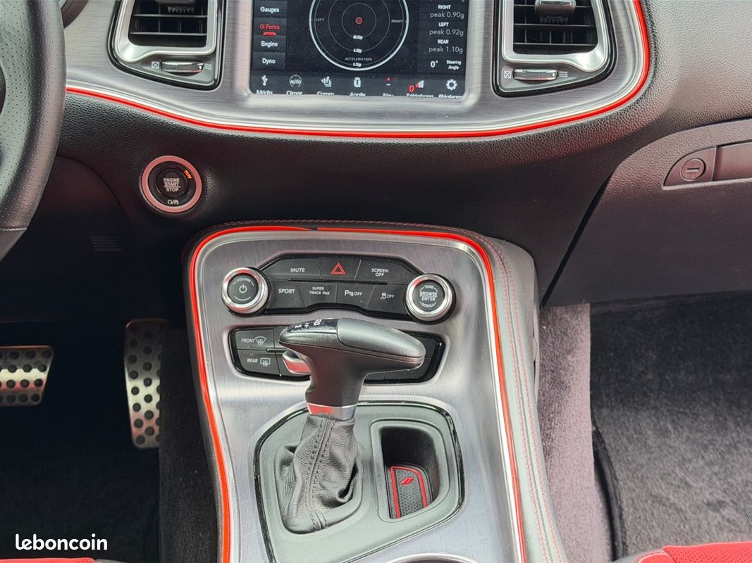DODGE CHALLENGER SRT 392 6.4 "IMMAT FRANCE PAS DE MALUS" SCAT PACK SHAKER 492Ch Garantie 12 mois (image 12)