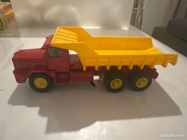 Miniature Dinky Toys Atlas - Berliet GBO Benne Carrière Basculante - 1/43 - Zamak