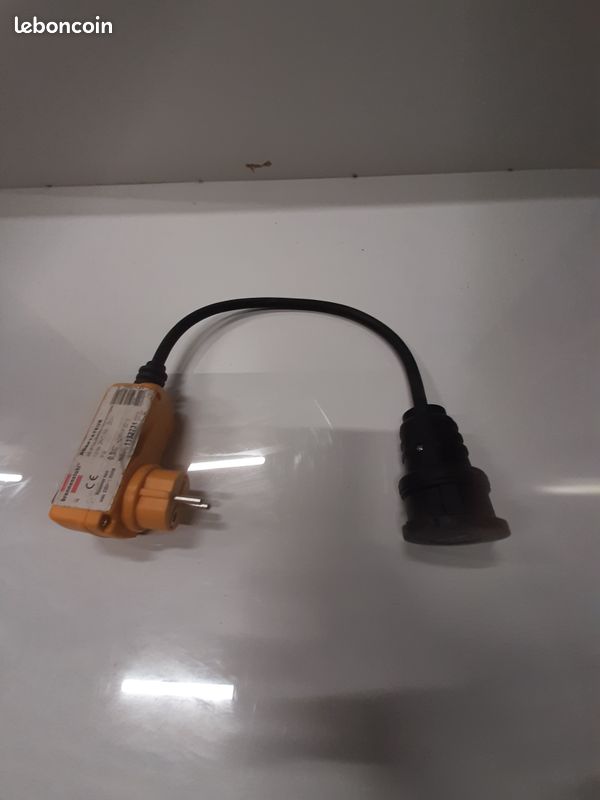 Rallonge électrique avec protection (image 1)