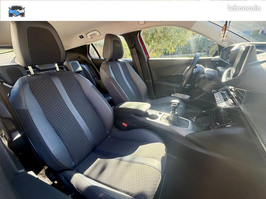 PEUGEOT 2008 1.5 BlueHDi - Allure - GARANTIE 24 MOIS - (image 13)