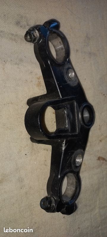 Tés De Fourche YAMAHA XT 350 - Pièce D'occasion Old Mx - Réf. 25774 - Fonctionnels Avec Traces D'usure