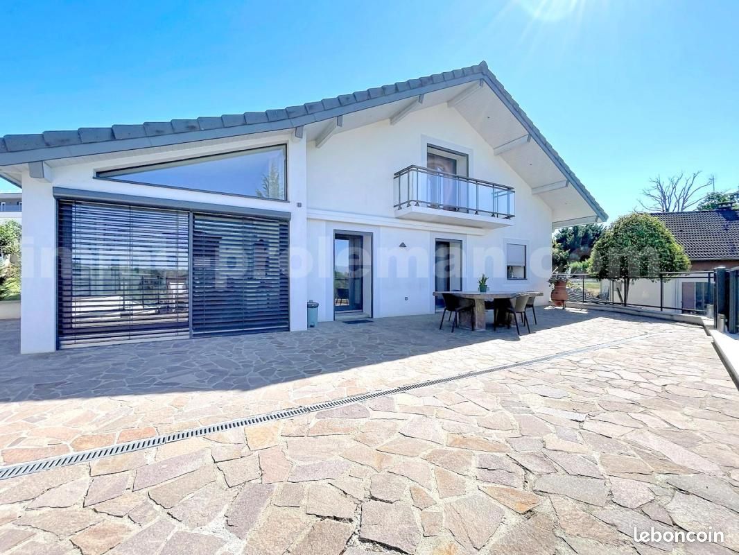 Maison 5 pièces 216 m² · à Cranves-Sales · 216 m² · 775 000 €
