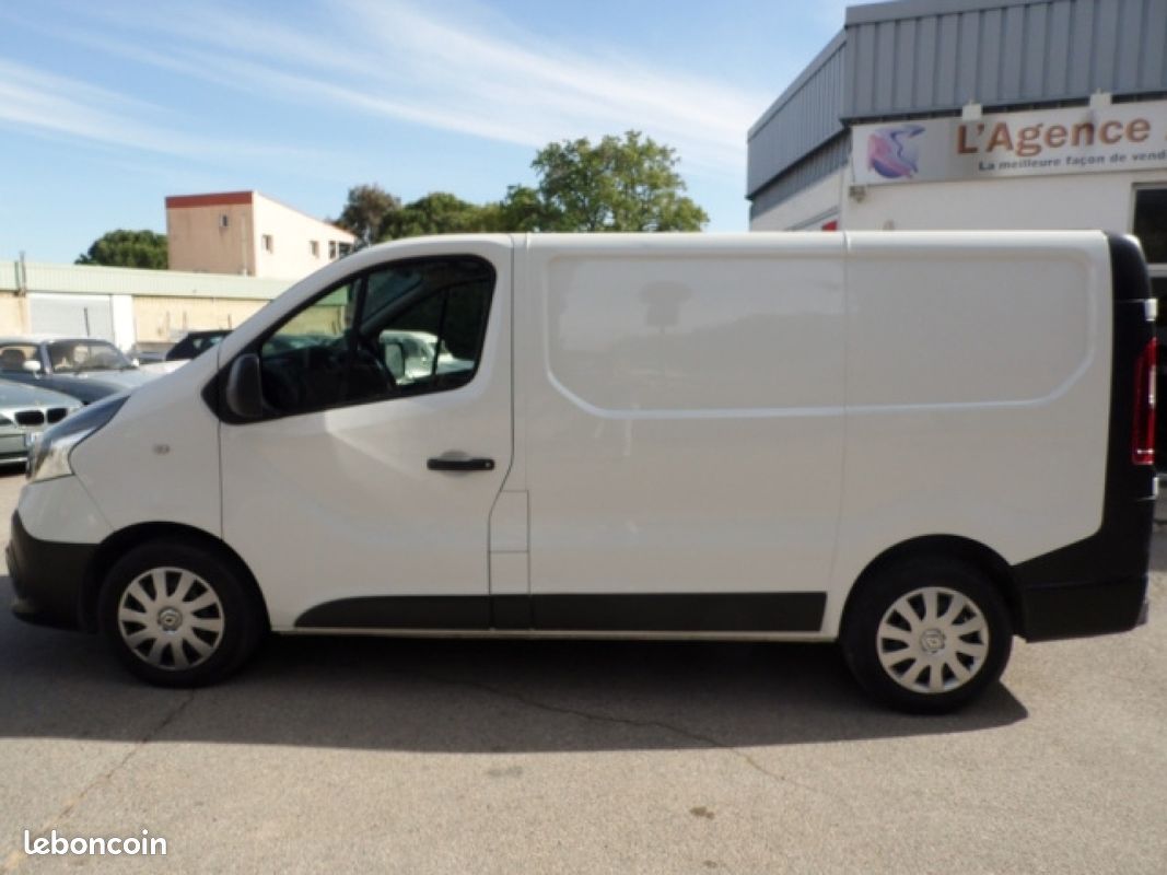 Renault trafic fourgon gn l1h1 1200 kg dci 120 energy confort (image 2)