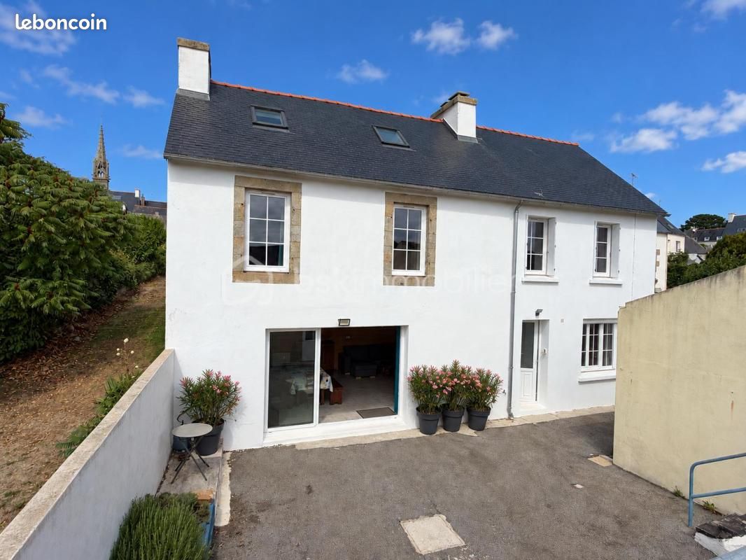 Maison 4 pièces 116 m² · à Plomodiern · 116 m² · 242 000 €