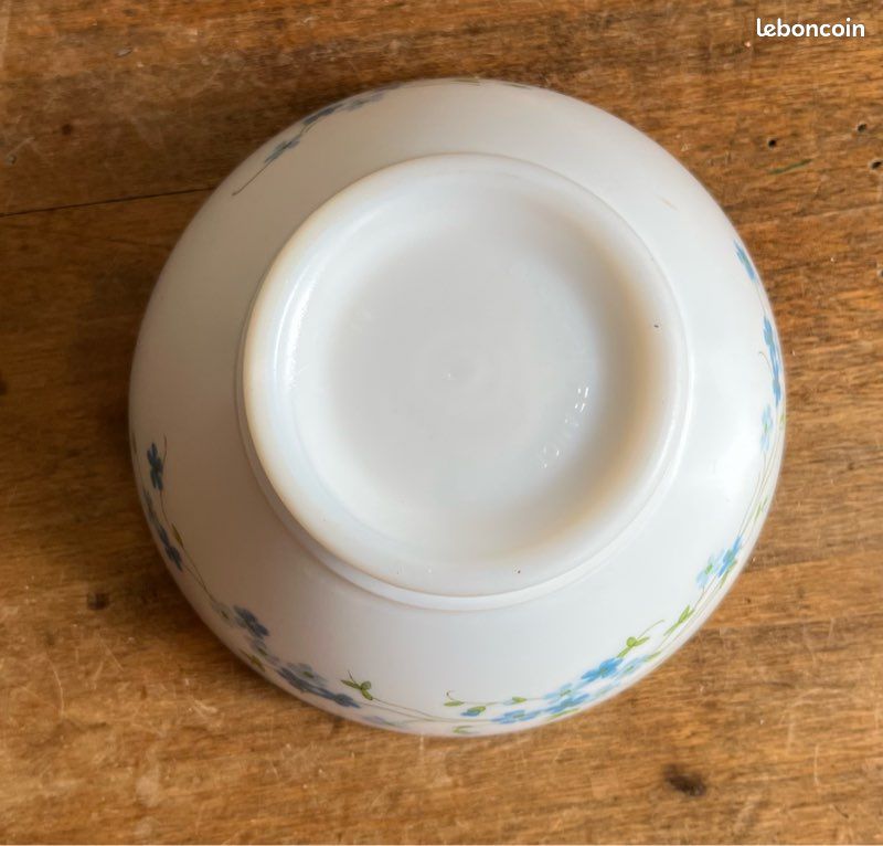 Bol Arcopal Modèle Veronika Motif Fleur - Blanc Céramique Vintage