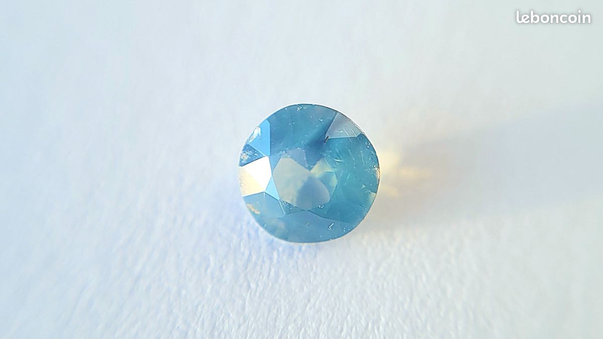 RARE ! SAPHIR ORANGE DE MADAGASCAR 5.7 mm x 4.7 mm ★★ p378.129T