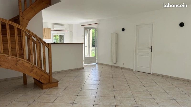 Maison 4 pièces 97 m² · à Saint-Vincent-des-Landes · 97 m² · 890 €