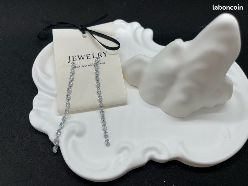 Boucle d’oreille (image 5)
