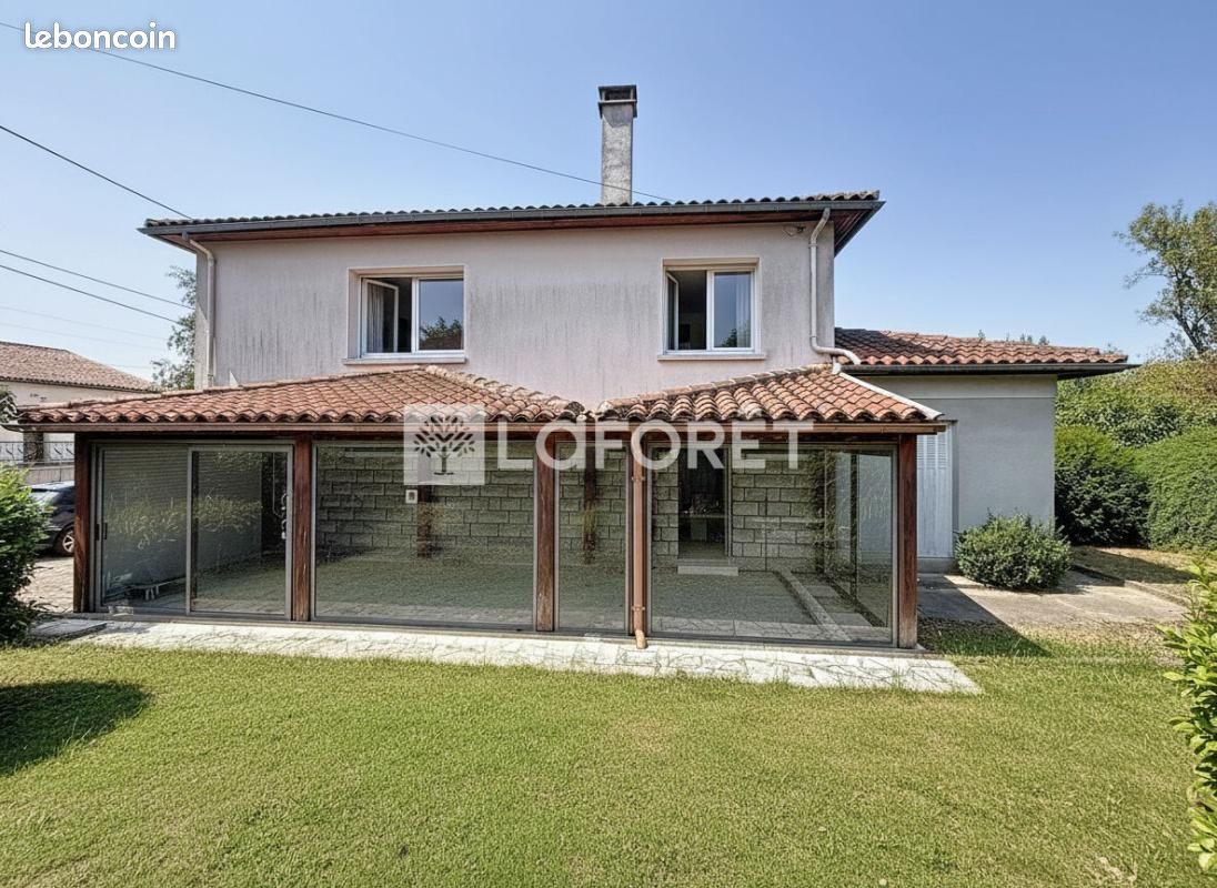Maison 5 pièces 120 m² · à Cognac · 120 m² · 161 000 €