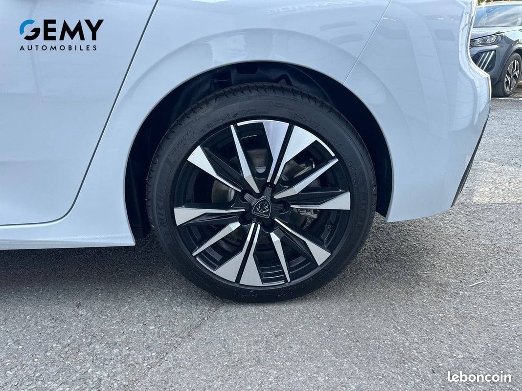 PEUGEOT 308 Plug-in Hybrid 195 ch e-DCS7 Allure (image 11)