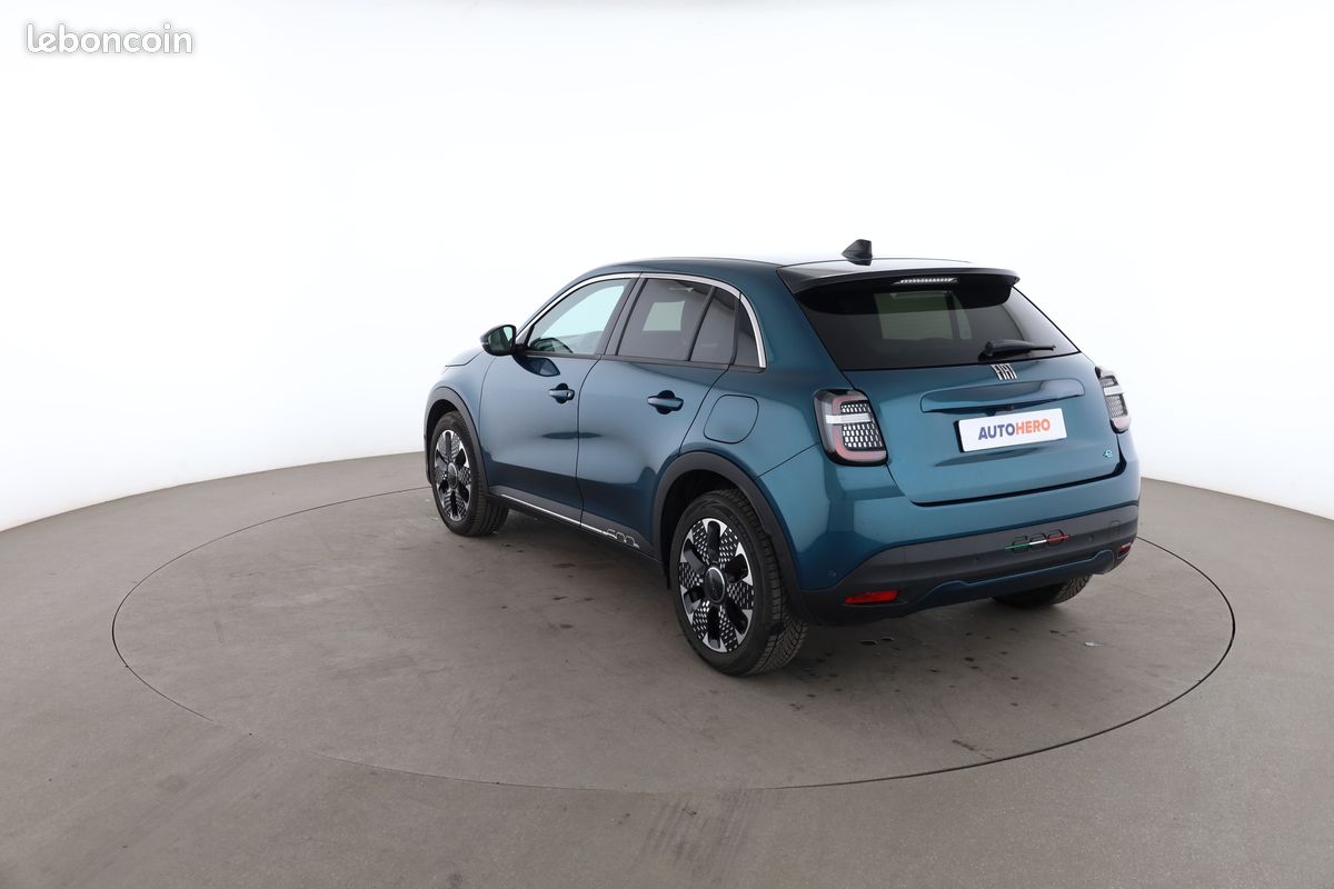 Fiat 600 Electrique 54 kWh La Prima 156 ch (image 2)