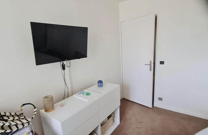 Appartement a louer puteaux - 2 pièce(s) - 70 m2 - Surfyn