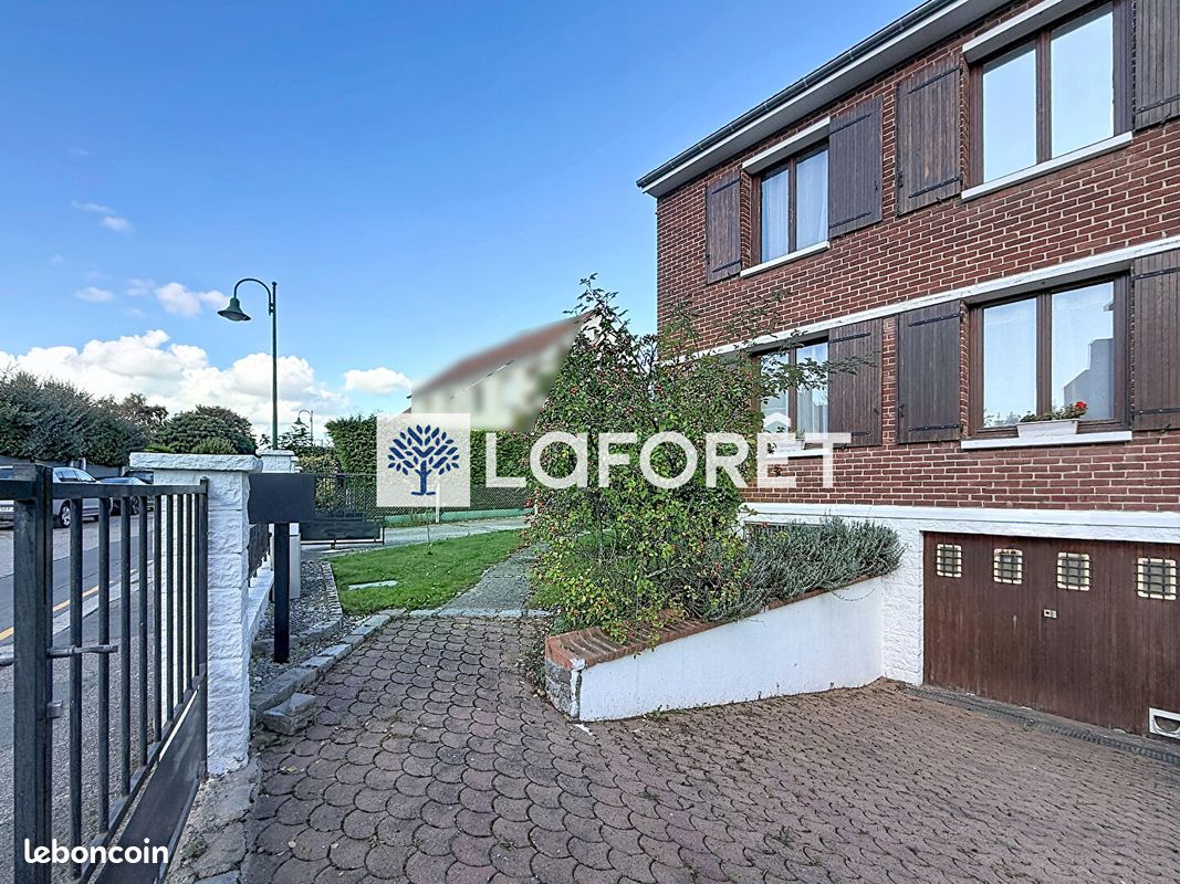 Maison 4 pièces 84 m² · à Franqueville-Saint-Pierre · 84 m² · 245 000 €