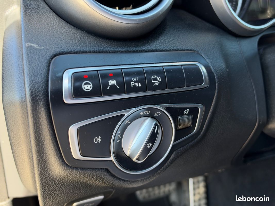 Mercedes CLASSE C BREAK 220 d Sportline 9G-Tronic {TOIT OUVRANT - SIEGE ELECTRIQUE - SON BURMESTER} (image 24)