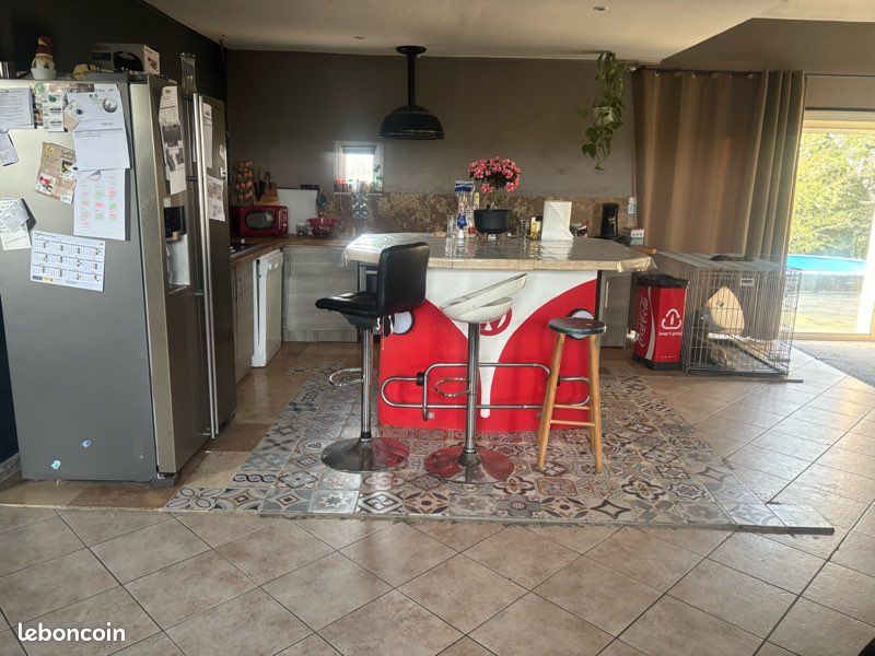 Maison 7 pièces 160 m² · à Saint-Pierre-de-Varengeville · 160 m² · 220 000 €