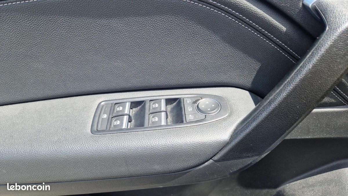 Renault Captur E-Tech full hybrid 145 Techno (image 15)