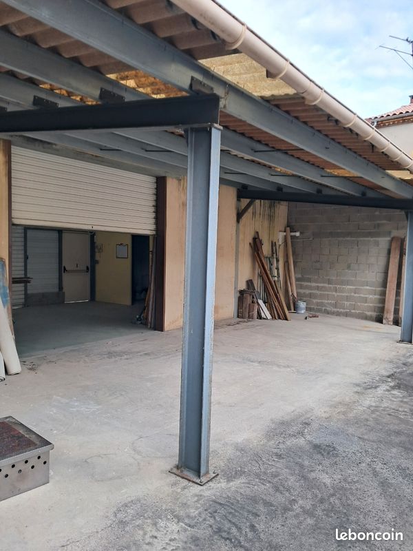 Local commercial 3 pièces 150 m² · à Bazas · 150 m² · 1 100 €