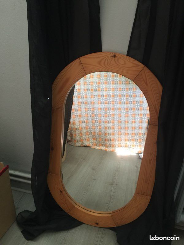 Grand miroir ovale en pin massif (image 1)