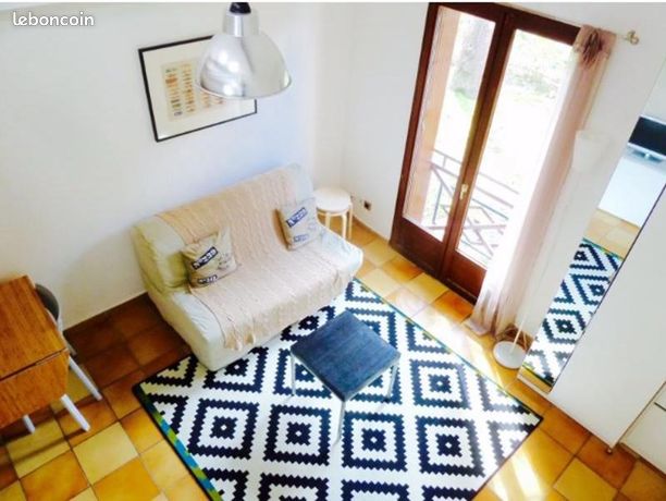 Studio 1 pièce 19 m² — 2