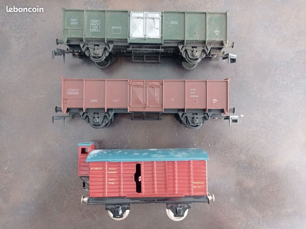 Lot De 9 Wagons Marchandises Lima – Échelle HO, Diverses Références, Bon état