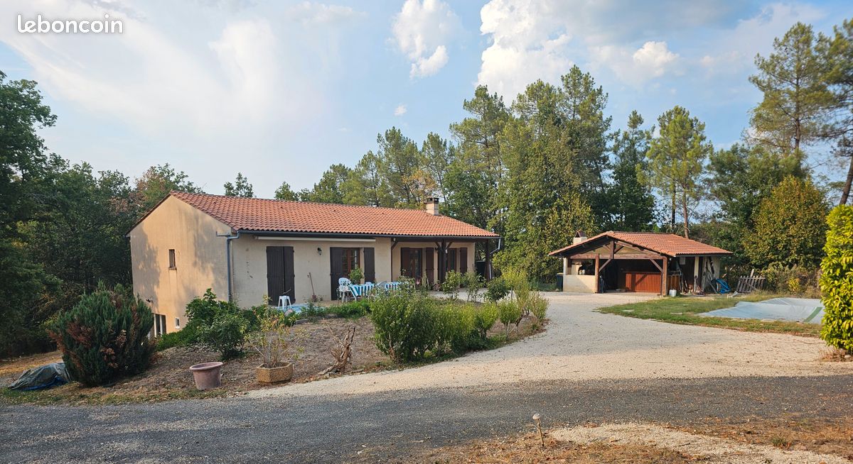 Maison 8 pièces 246 m² · à Eyraud-Crempse-Maurens · 246 m² · 314 000 €