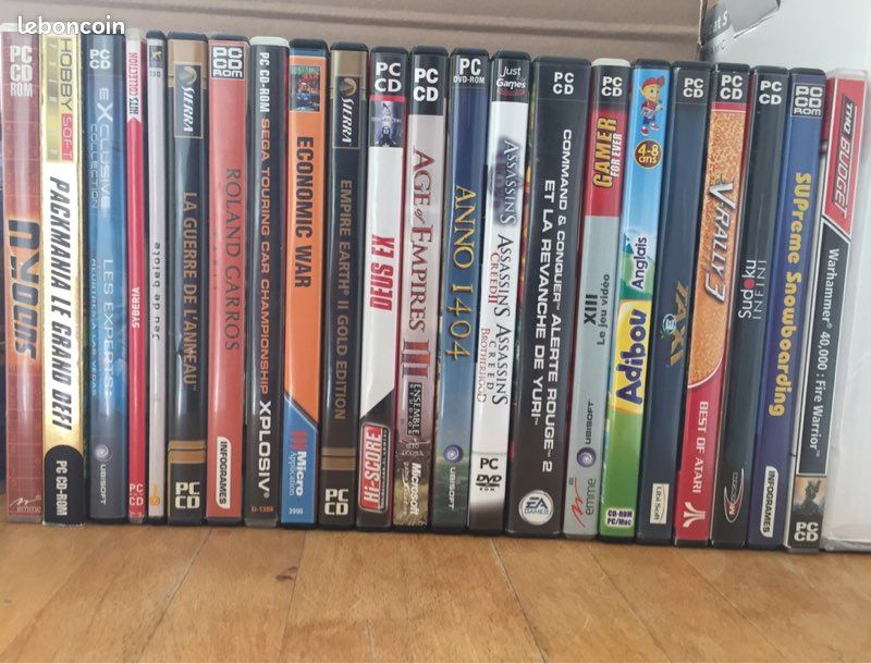 Lot de 22 jeux PC (image 1)