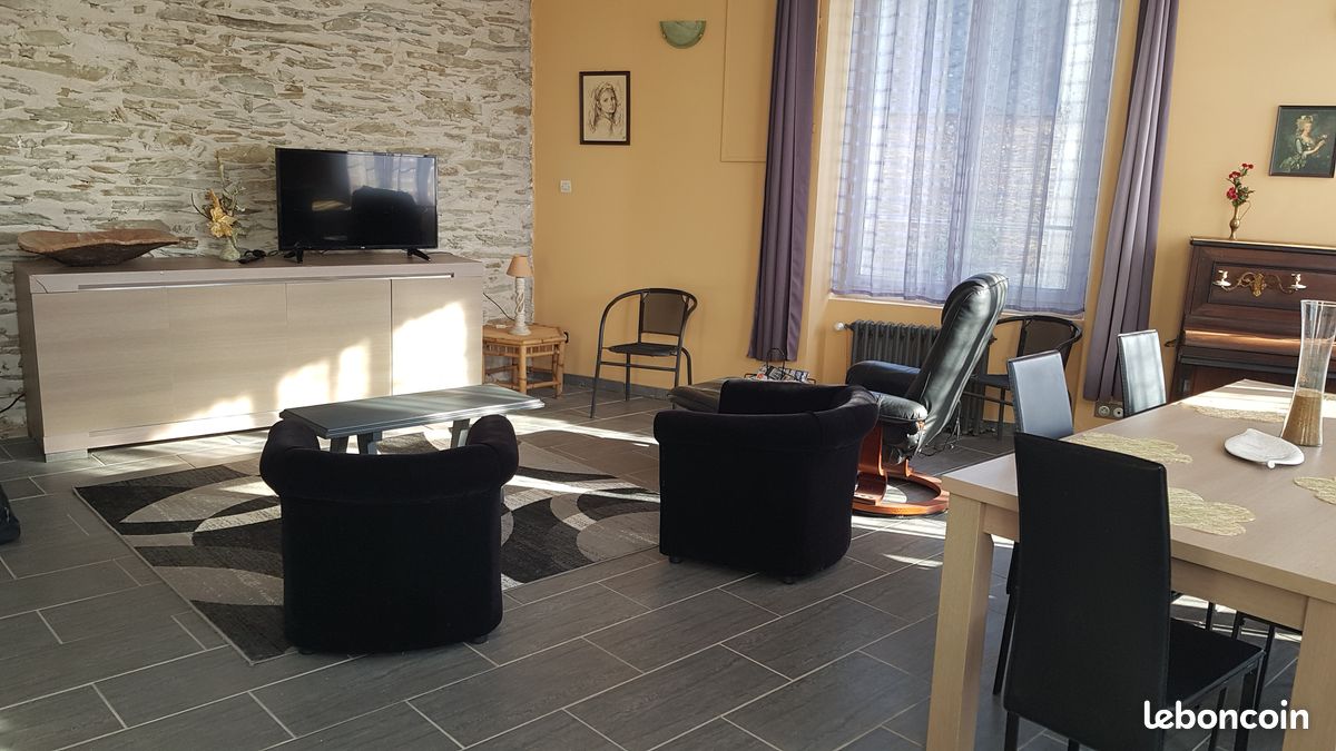 Maison 5 pièces 130 m² · à Parennes · 130 m² · 125 000 €