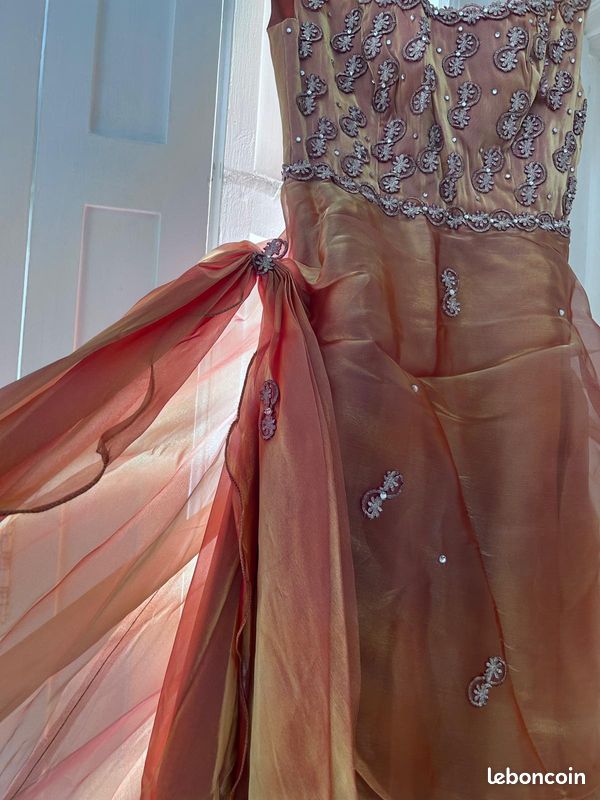 Robes de soirée ou de mariage (image 6)