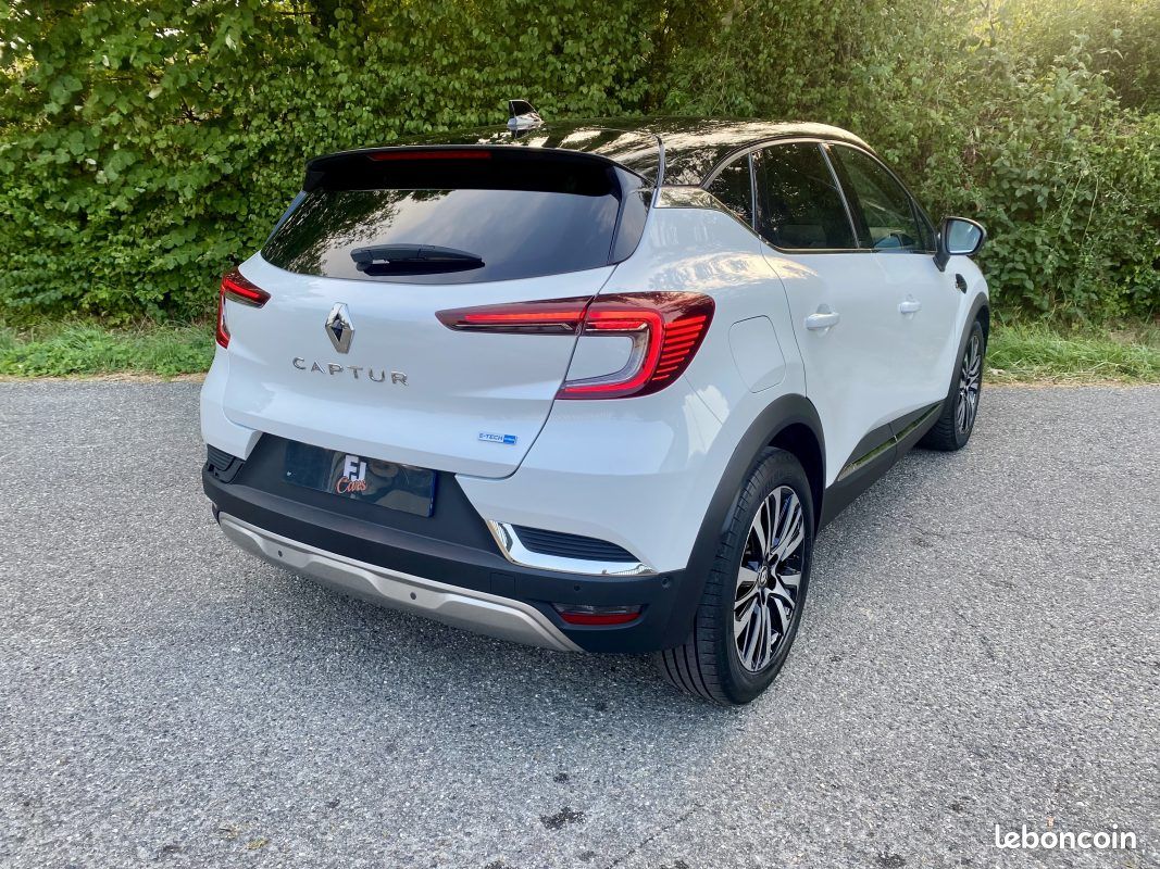 Renault Captur E-Tech 1.6 Hybrid 145ch Initiale Paris - Caméra - Cuir chauffants -Toit Ouvrant (image 3)