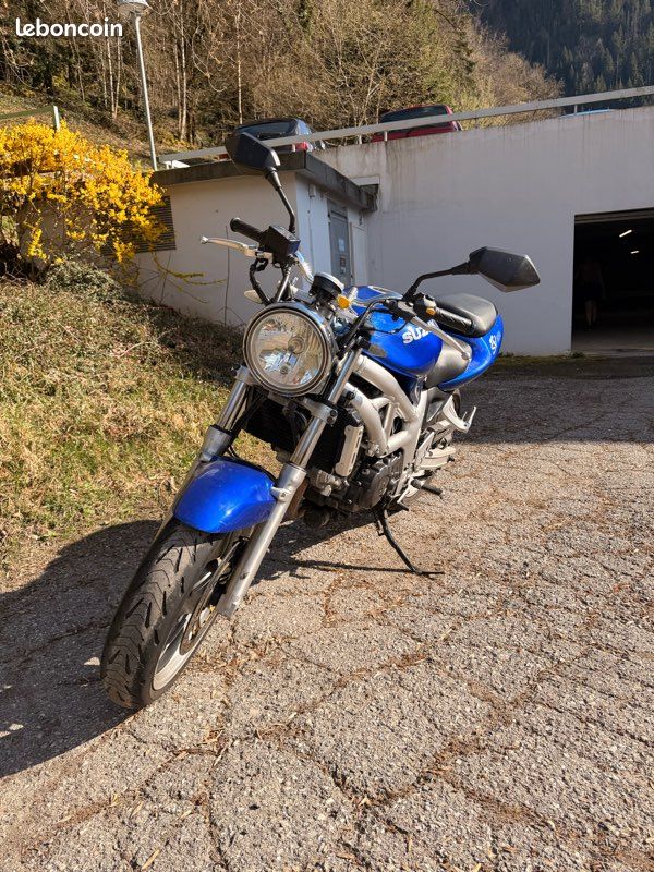 Suzuki SV 650 – 2002 – 15 000 km – A2 – 1000 (à saisir) (image 2)
