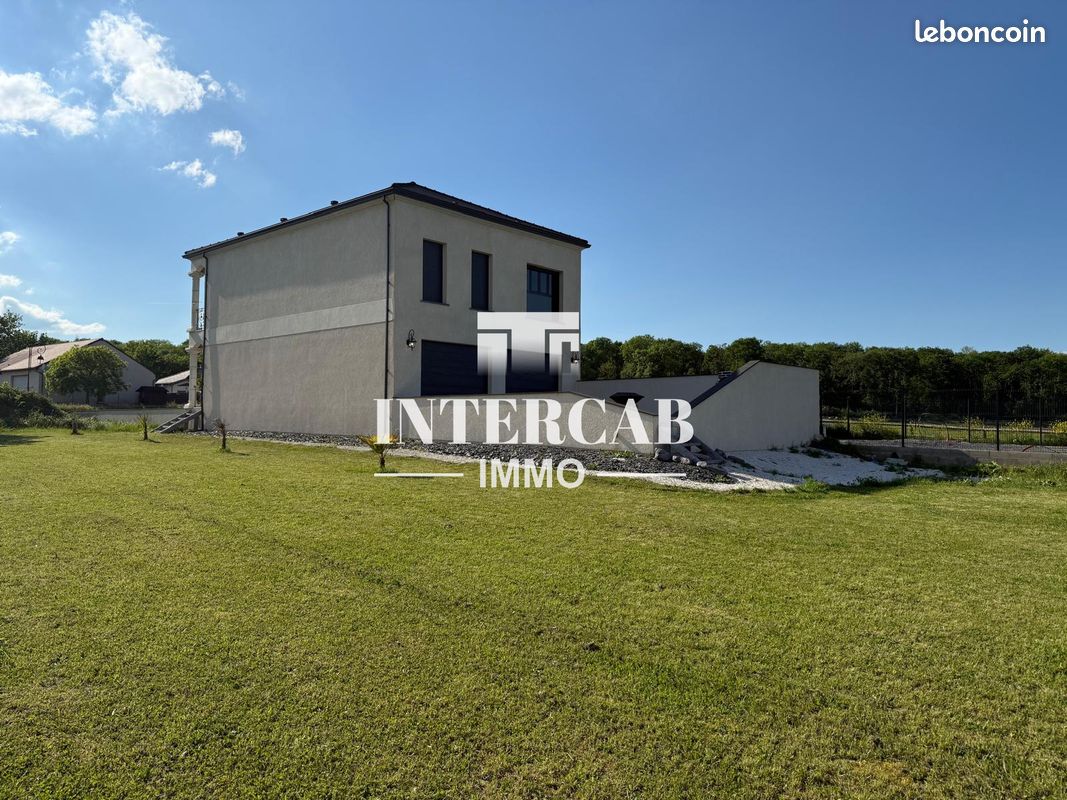 Maison 6 pièces 232 m² · à Merfy · 232 m² · 469 000 €