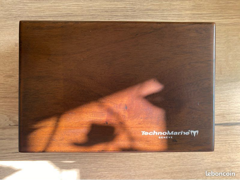 Montre TechnoMarine UF 6 Dual Time (image 6)