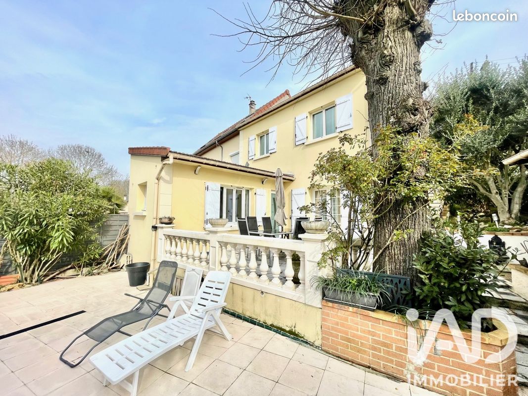 Maison 5 pièces 127 m² · à Villeneuve-Saint-Georges · 127 m² · 329 000 €