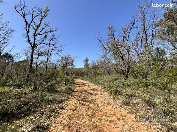 Terrain 2516 m² Nans-les-Pins
