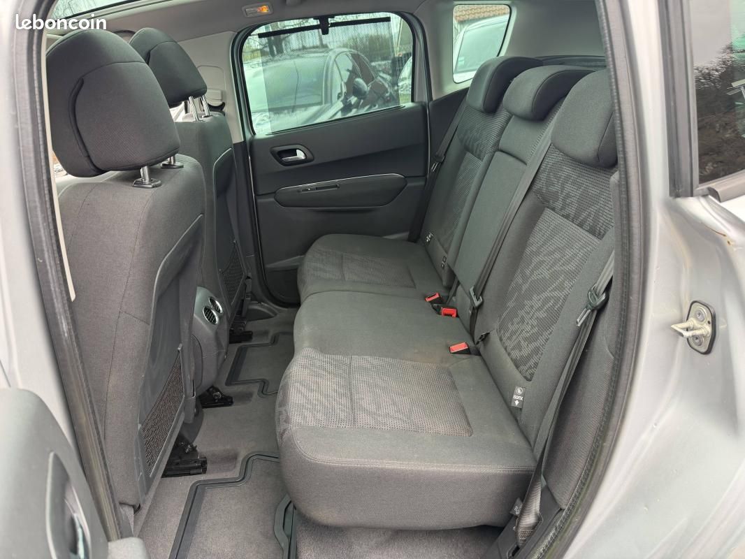 Peugeot 3008 1.6 HDi112 FAP Allure (image 4)