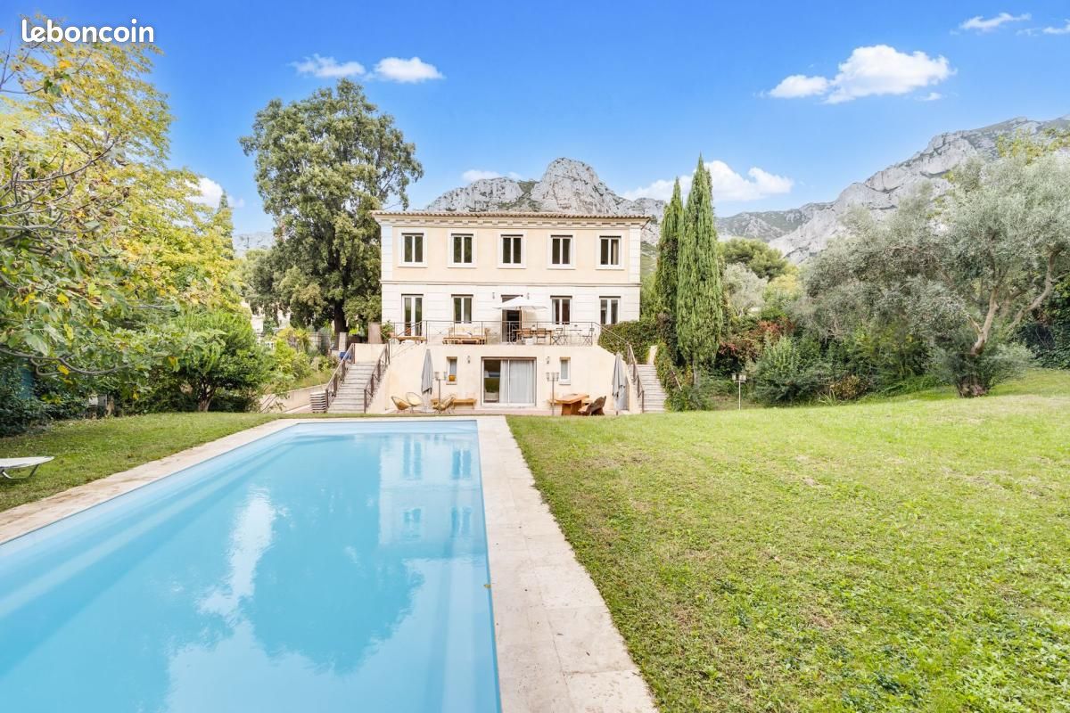 Maison 7 pièces 313 m² · à Marseille · 313 m² · 1 690 000 €