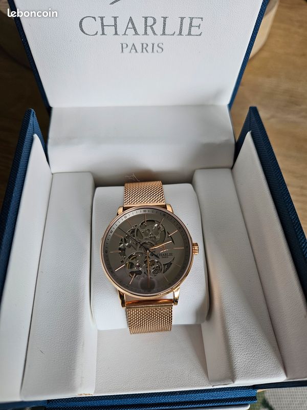 Montre Charlie paris initial 36 doré rose Montres Bijoux