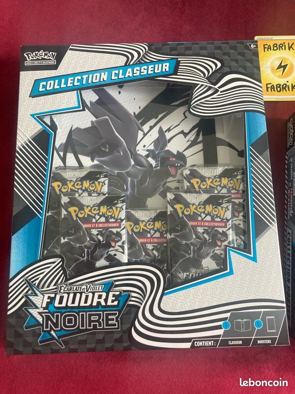 Coffret Classeur Foudre Noire et Coffret Poster EV10.5 Neufs scellés (image 2)