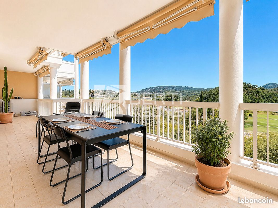 Appartement 3 pièces 107 m² · à Mandelieu-la-Napoule · 107 m² · 850 000 €