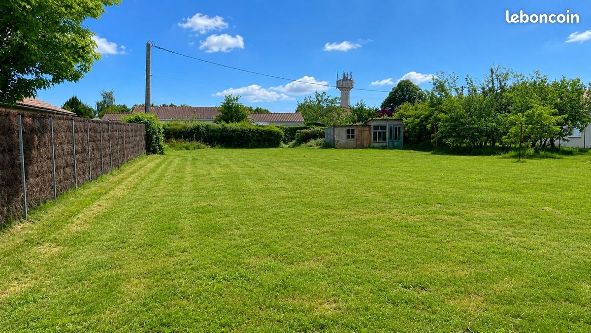 Terrain 1 118 m² Poitiers · 99 500 €