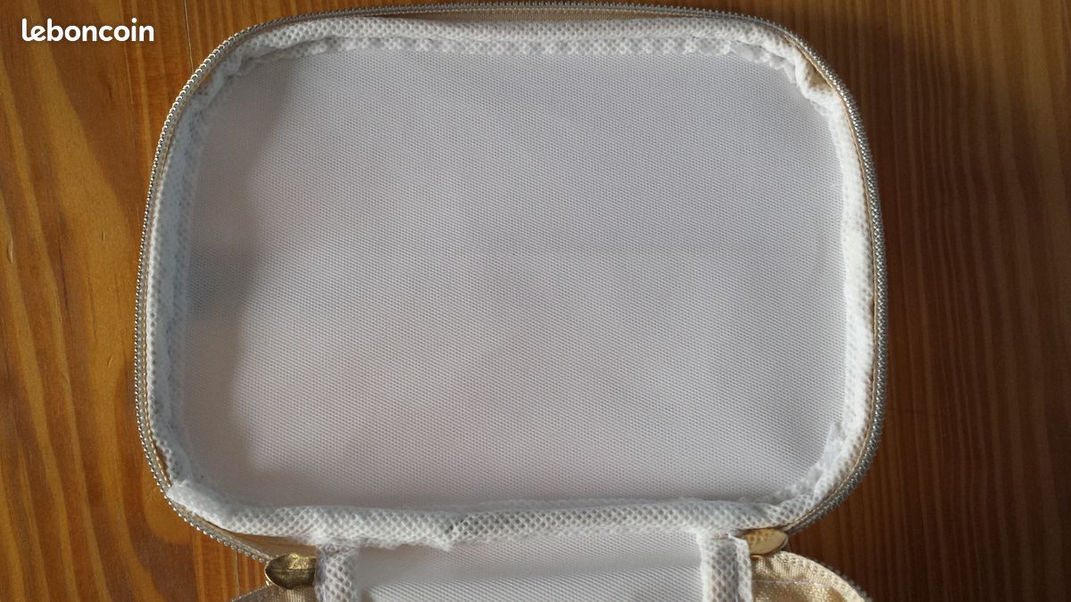 Trousse de maquillage blanc/or en synthétique – LBVYR (image 7)