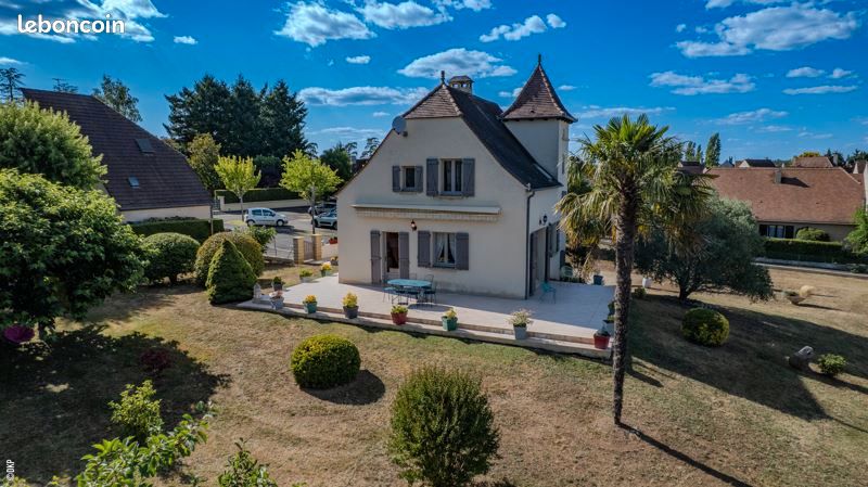 Maison 5 pièces 109 m² · à Gourdon · 109 m² · 299 697 €