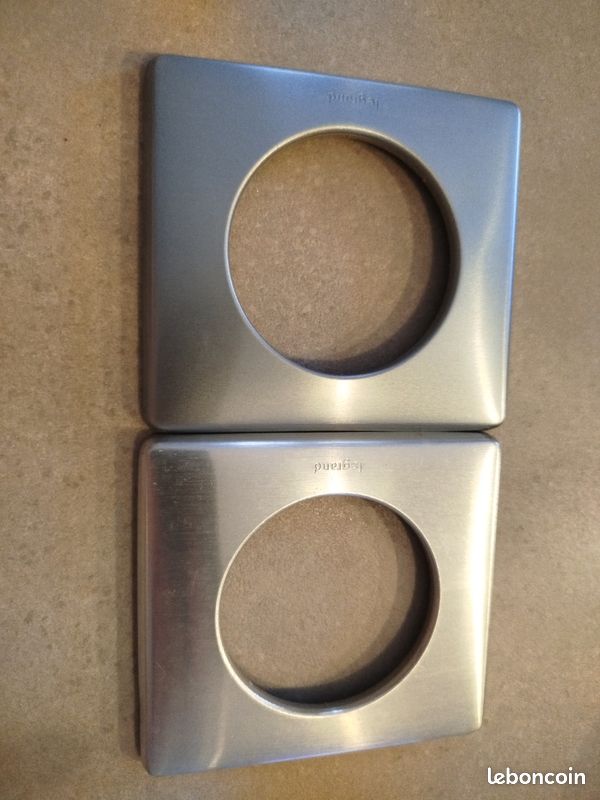 2 Plaques de finition Legrand (image 1)