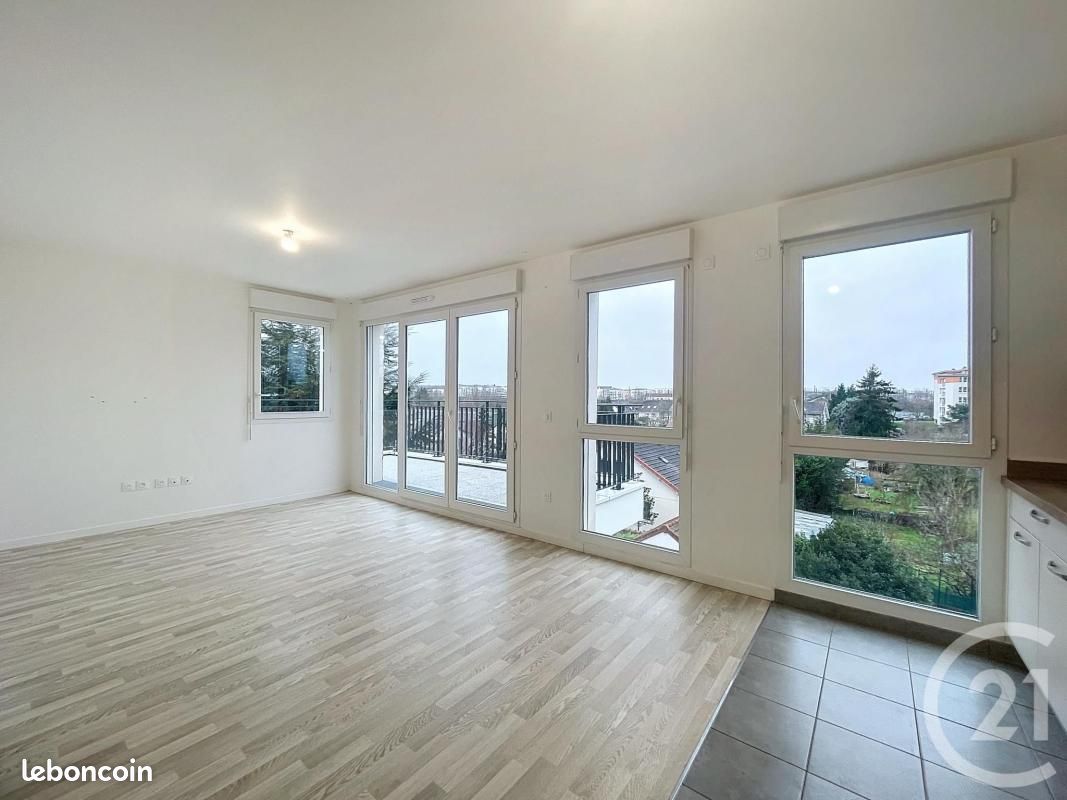 Appartement a louer melun - 4 pièce(s) - 71 m2 - Surfyn