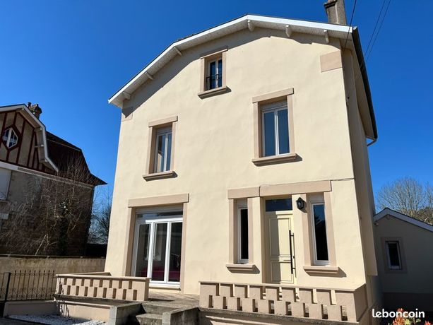 Maison Individuelle - bord de Meuse - centre ville