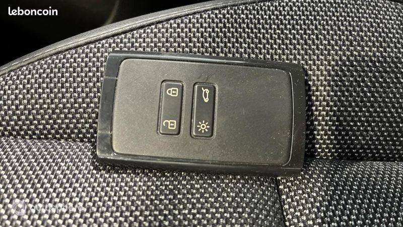 Renault Captur 1.3 TCe mild hybrid 160ch Techno EDC (image 16)