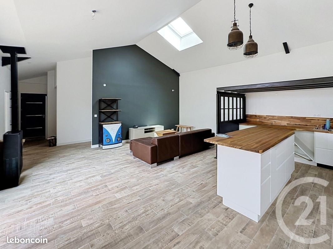Maison 4 pièces 114 m² · à Soyaux · 114 m² · 230 000 €